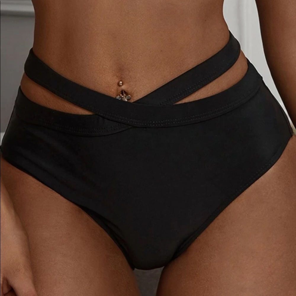 FINAL SALE: Wrap High Waisted Bikini Panty (BLACK)